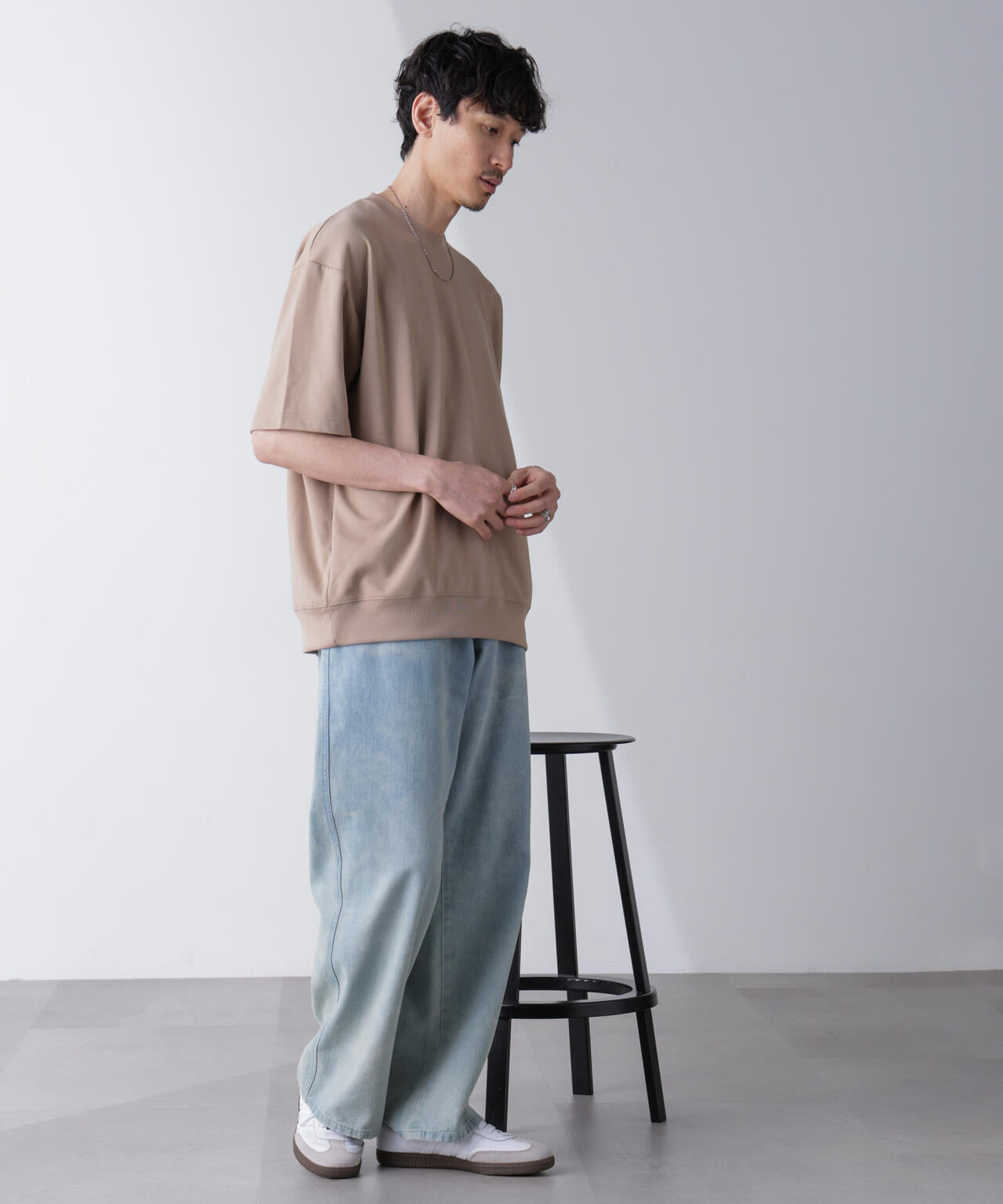 ワイドシルエットポンチクルーネックTシャツ