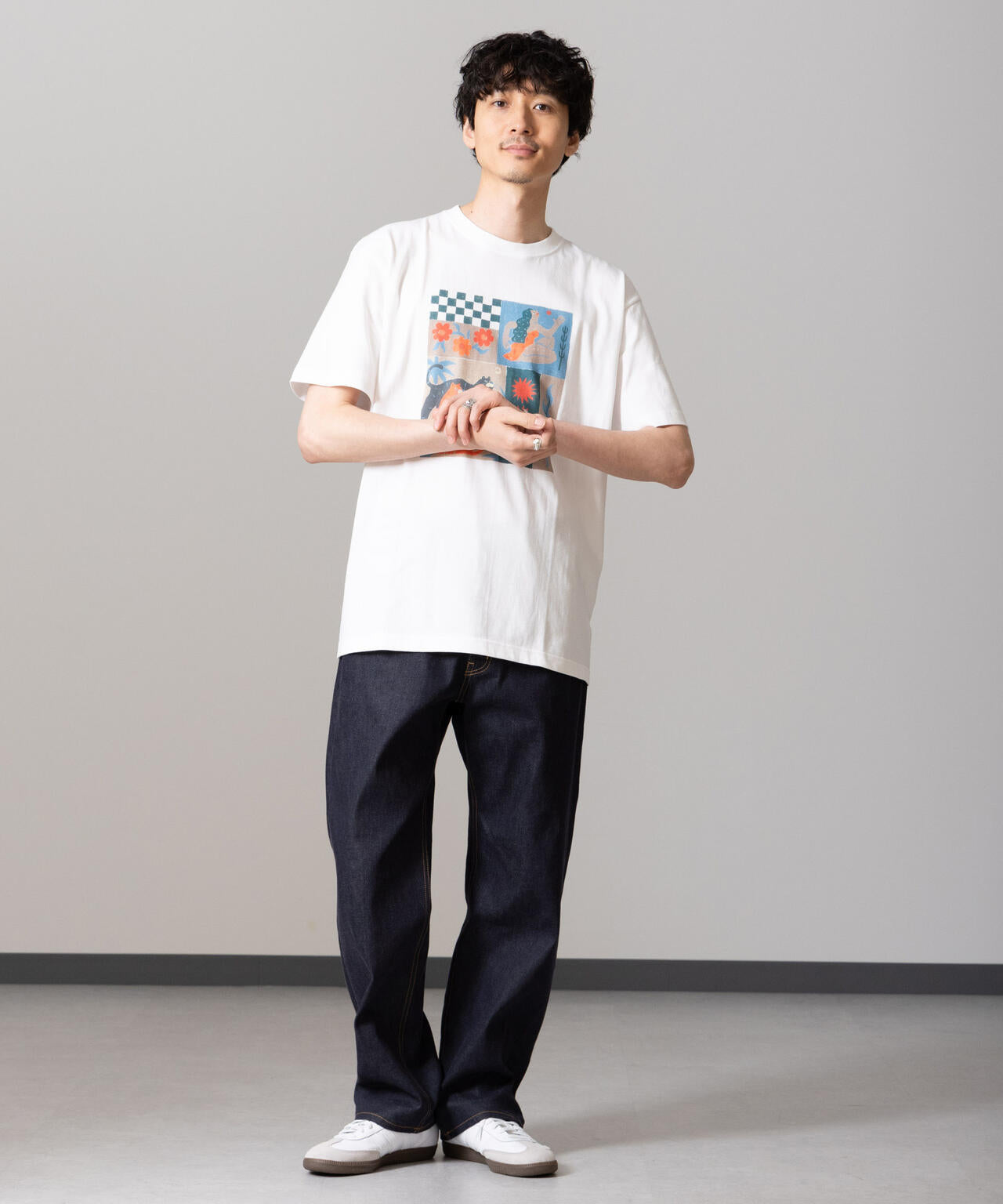 「Toyameg」modern academic TILE Tシャツ