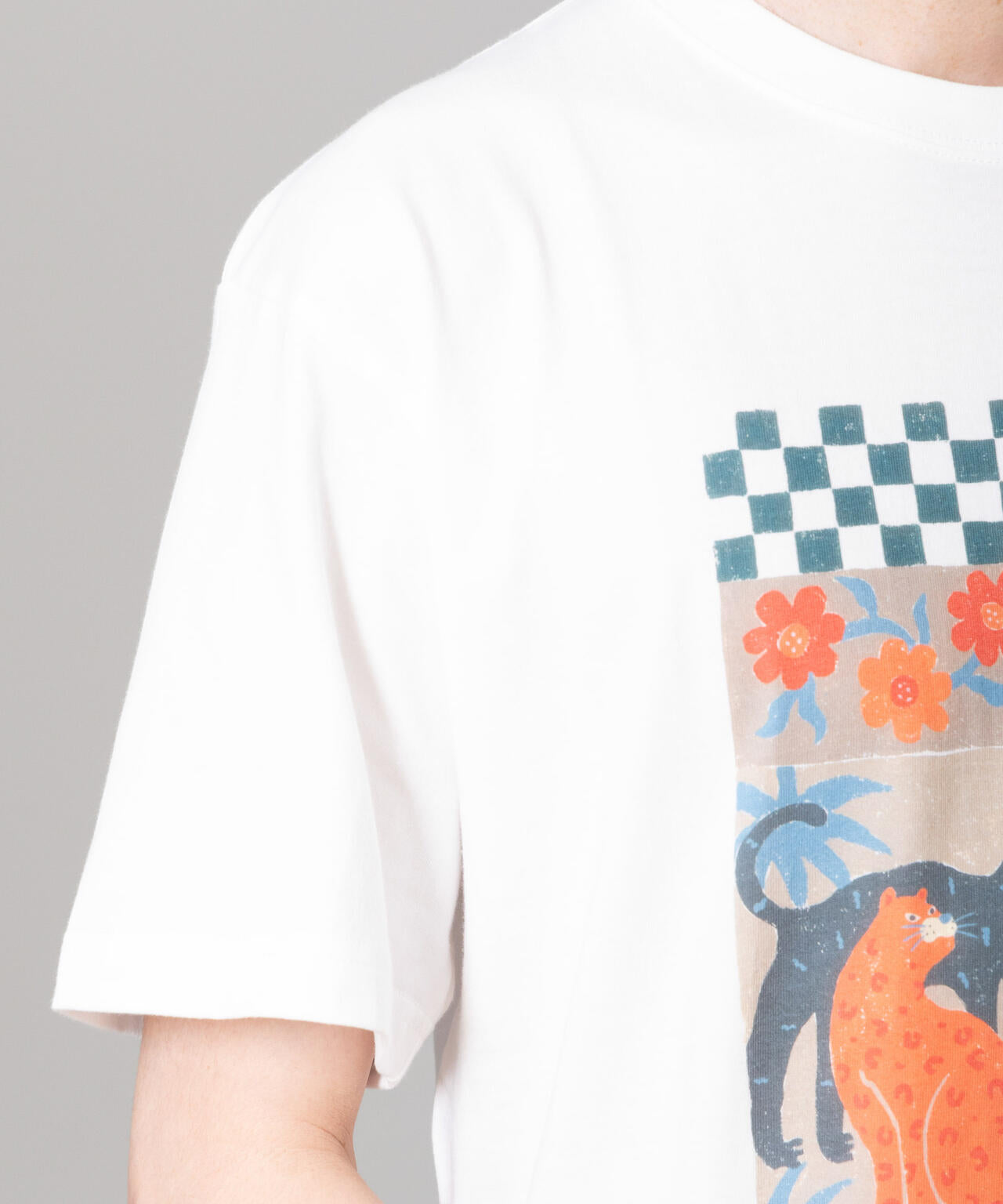 「Toyameg」modern academic TILE Tシャツ