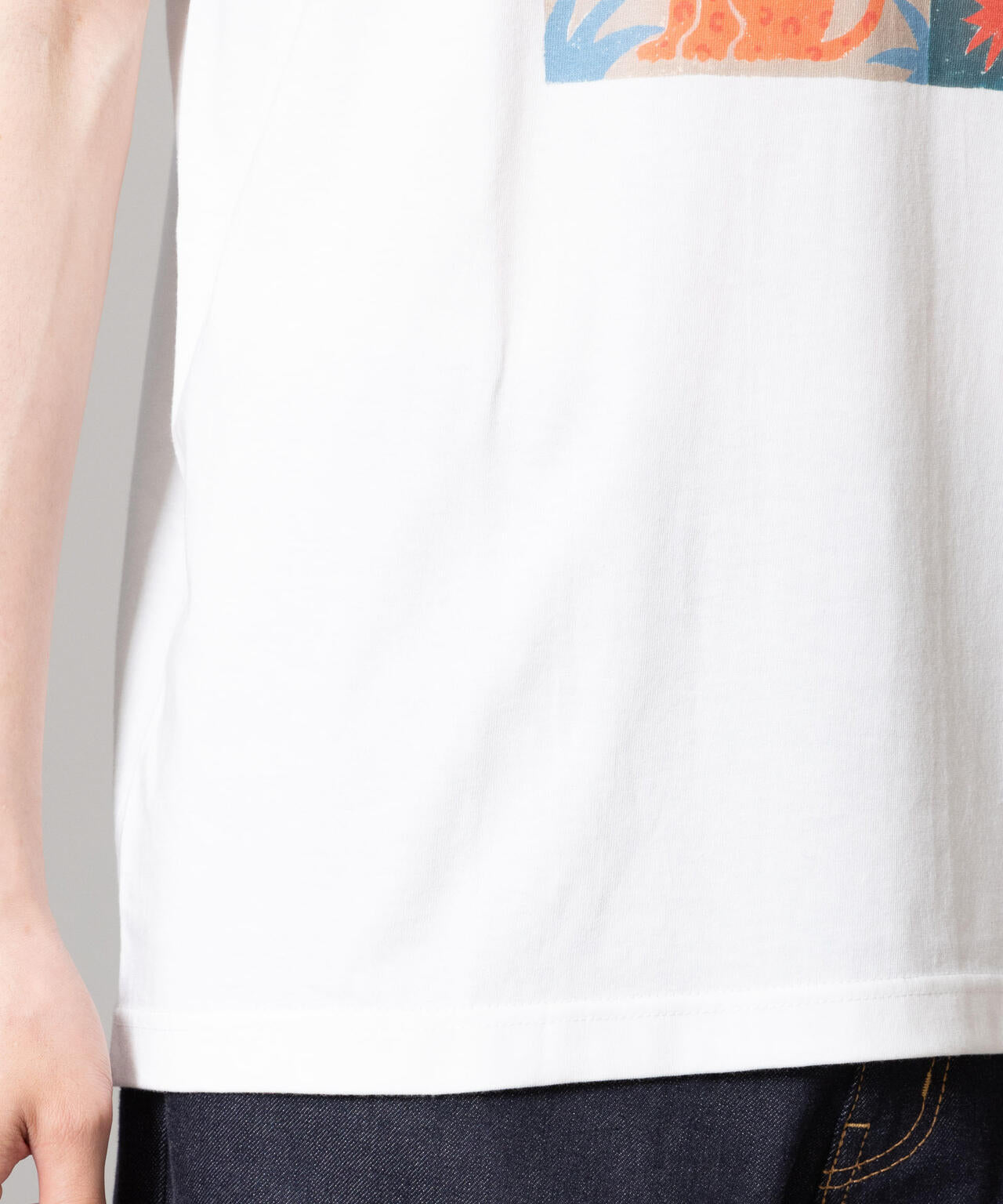 「Toyameg」modern academic TILE Tシャツ