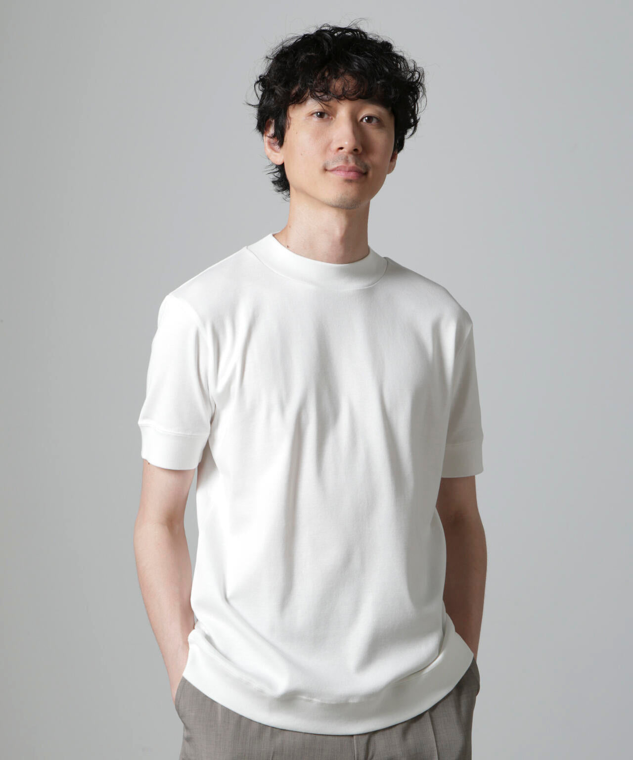 「FORMAL JERSEY」モックネックカットソー半袖