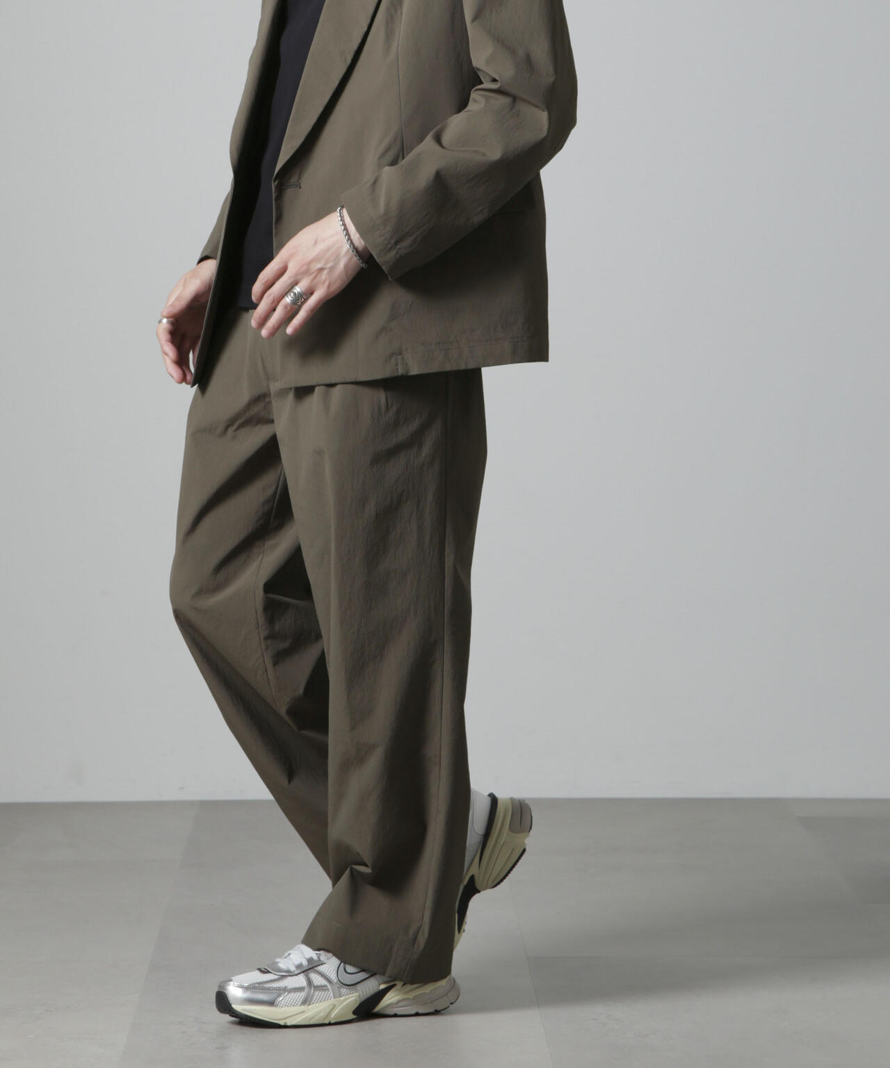 ef458661-7849-5a4a-a00b-a915754a4748_Image