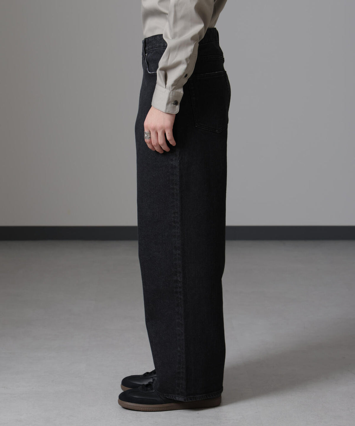 「MC」TIMELESS WARDROBE リラックスフィットデニム 252