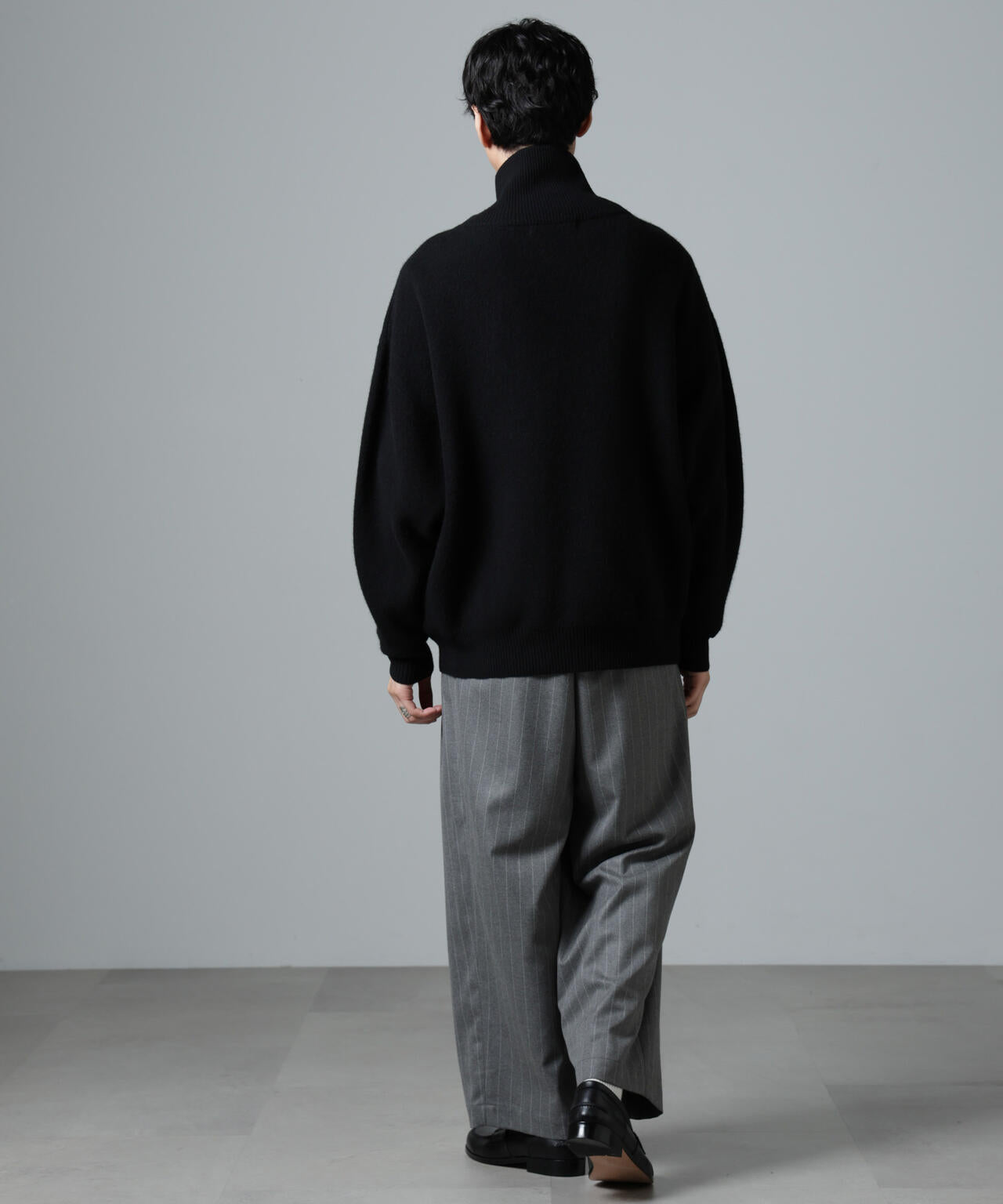 「大人のワイドパンツ」ピンストライプフランネル2タックワイドトラウザーズ(セットアップ可)