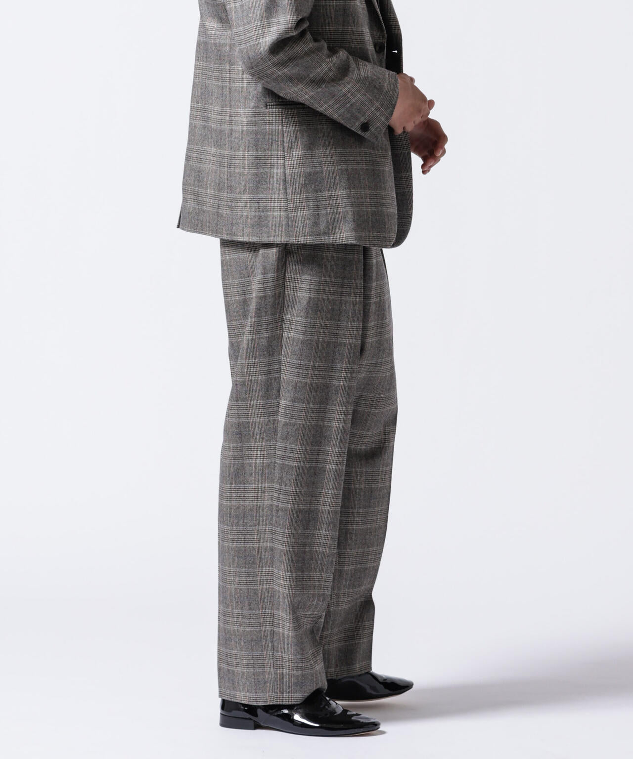 9b80f528-f2e6-58f3-90d2-8971bc106be5_Image