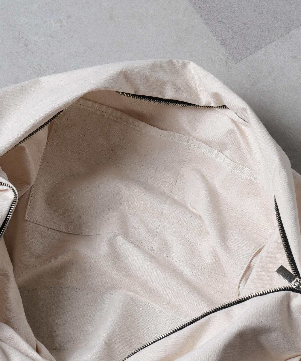 「tagAlong」butterfly canvas logo L