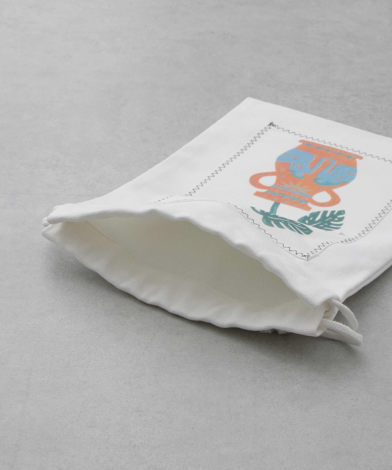 「Toyameg」modern academic リメイク パースバッグ