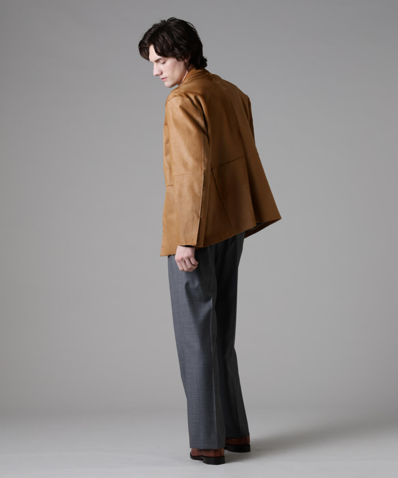 「ASSEMBLANC」ヘアリーカーフコンシールフロントジャケット
