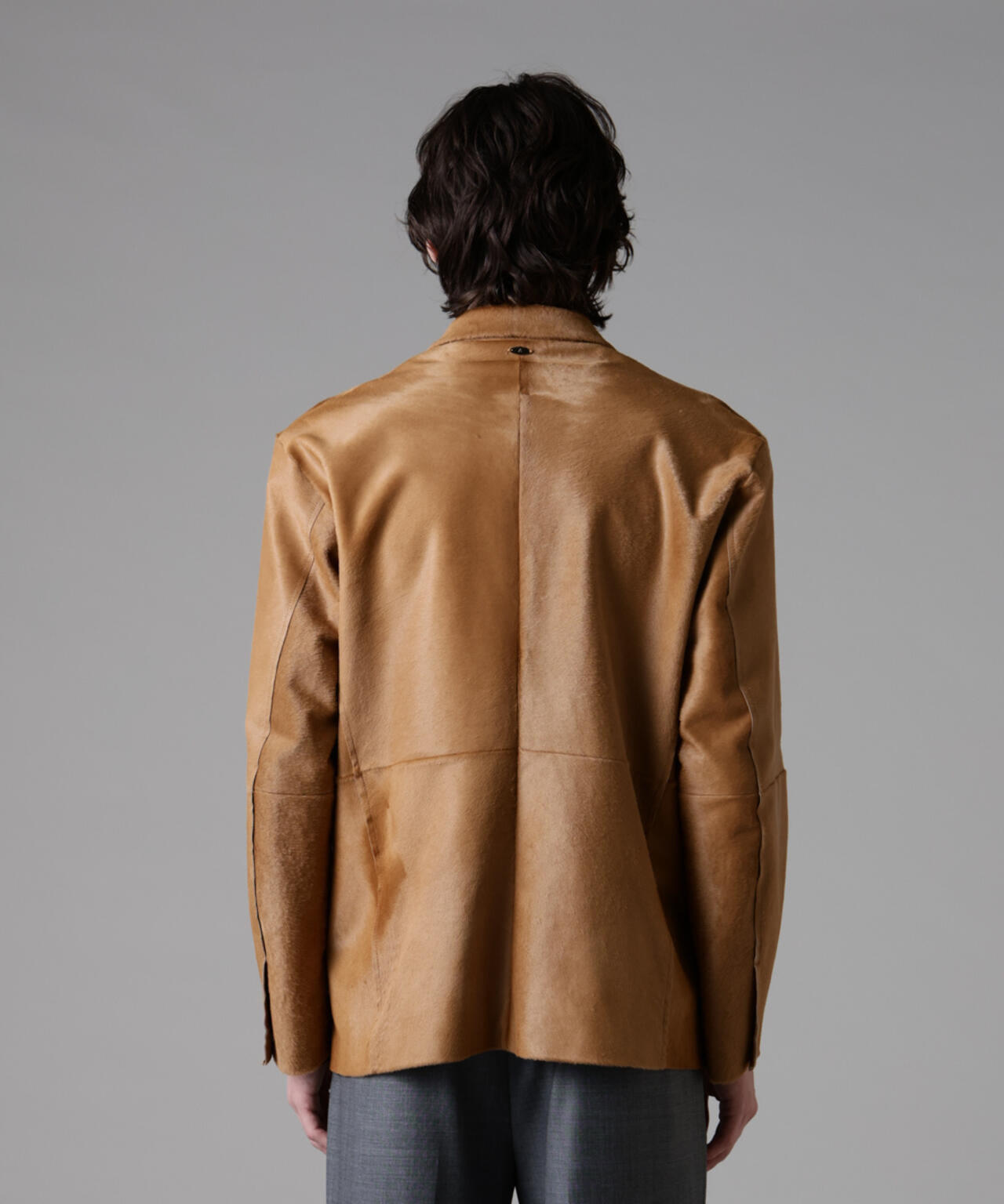 「ASSEMBLANC」ヘアリーカーフコンシールフロントジャケット