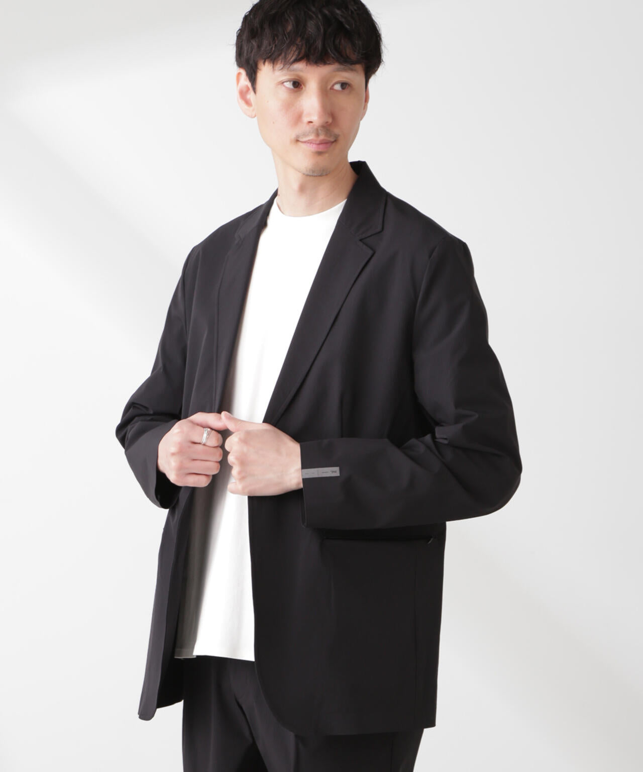 bfb6024a-0385-5492-b2b7-09575d39af61_Image