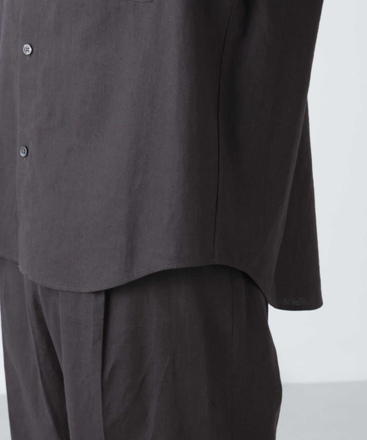 「BELGIUM LINEN FABRICS」リネンコットンスタンドカラーシャツ