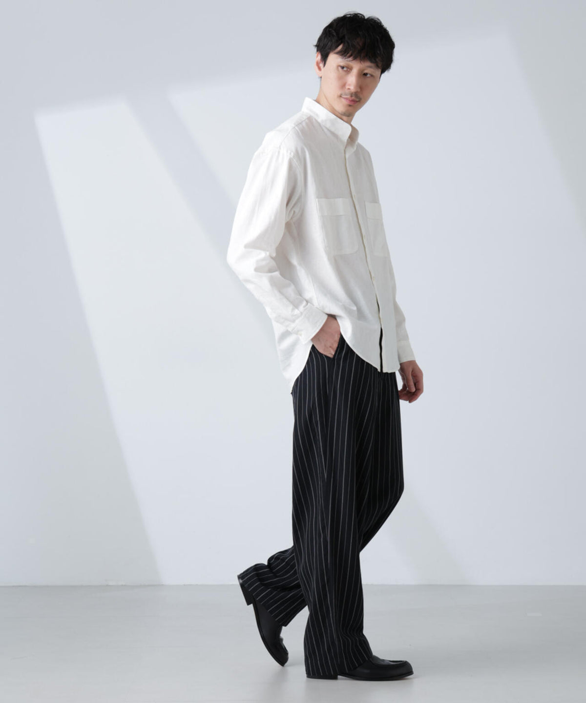 「BELGIUM LINEN FABRICS」リネンコットンスタンドカラーシャツ