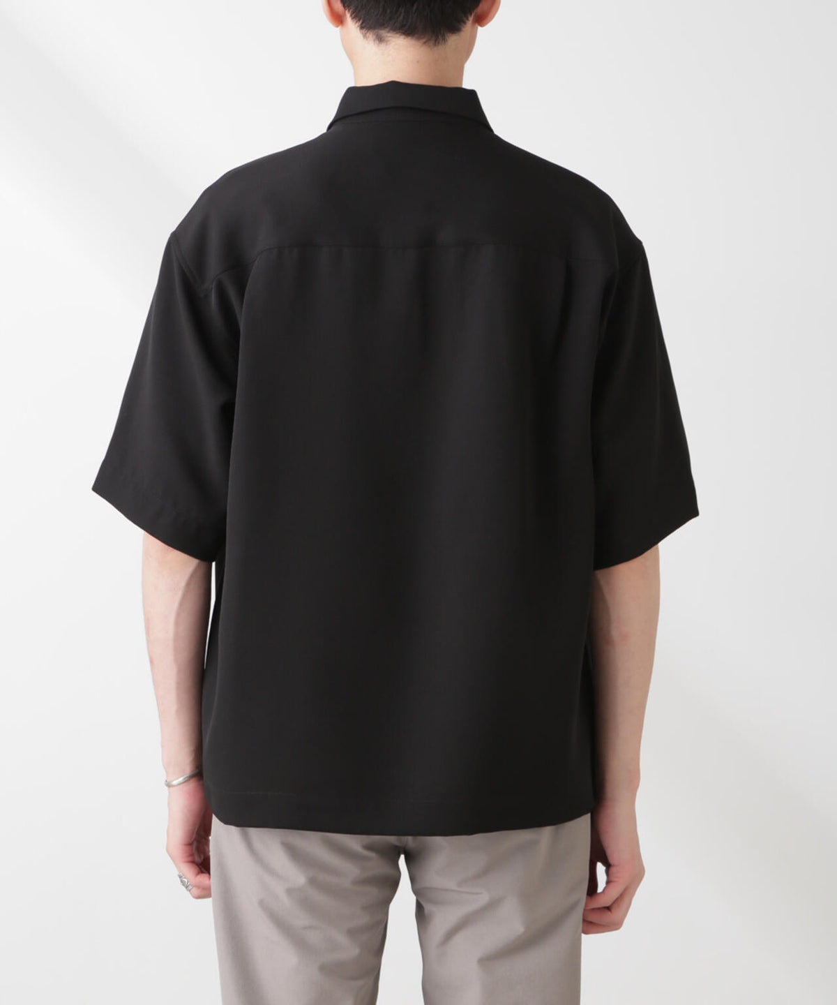 Epoche ハーフZIPシャツ