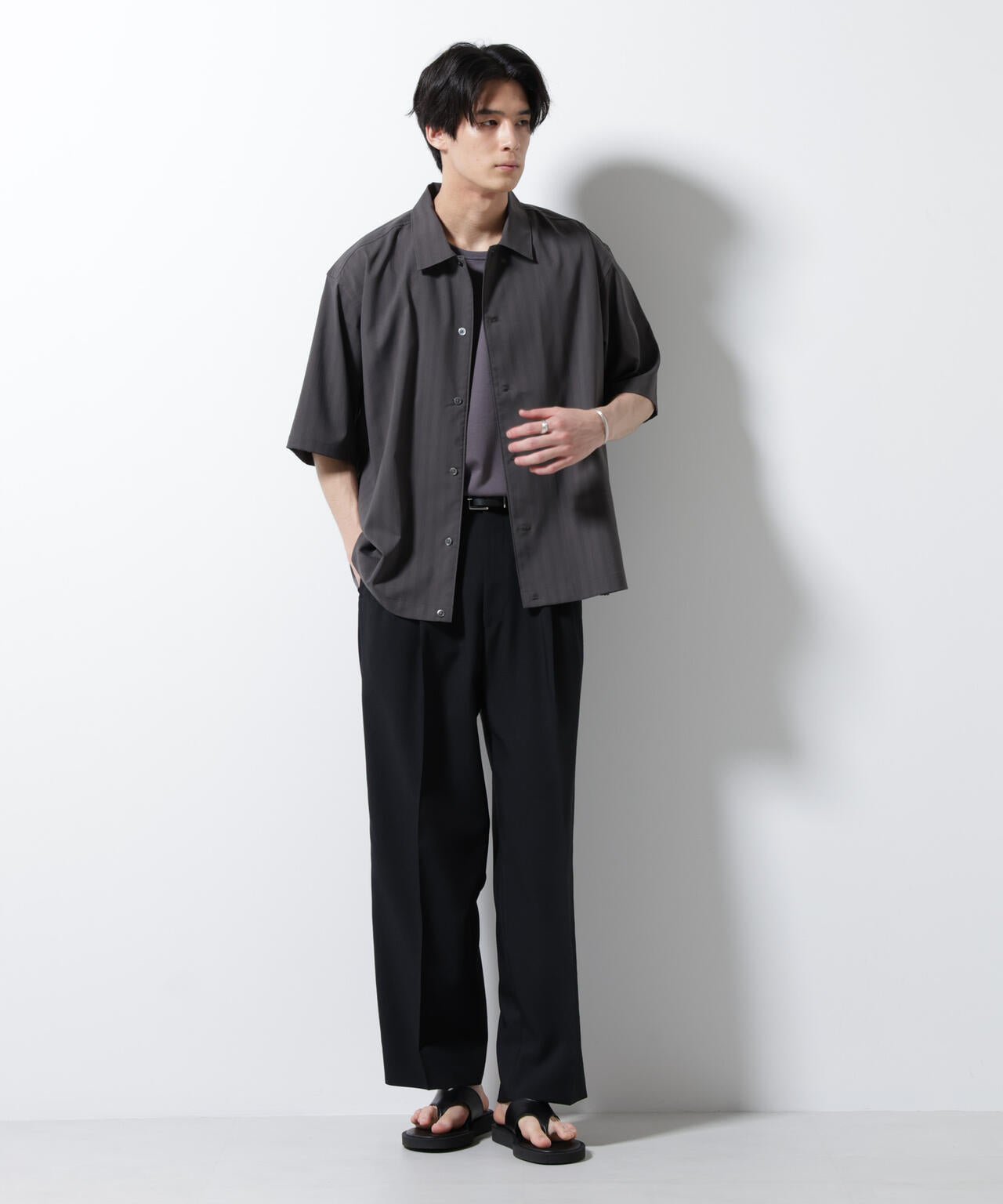 シャドーストライプハーフスリーブシャツ