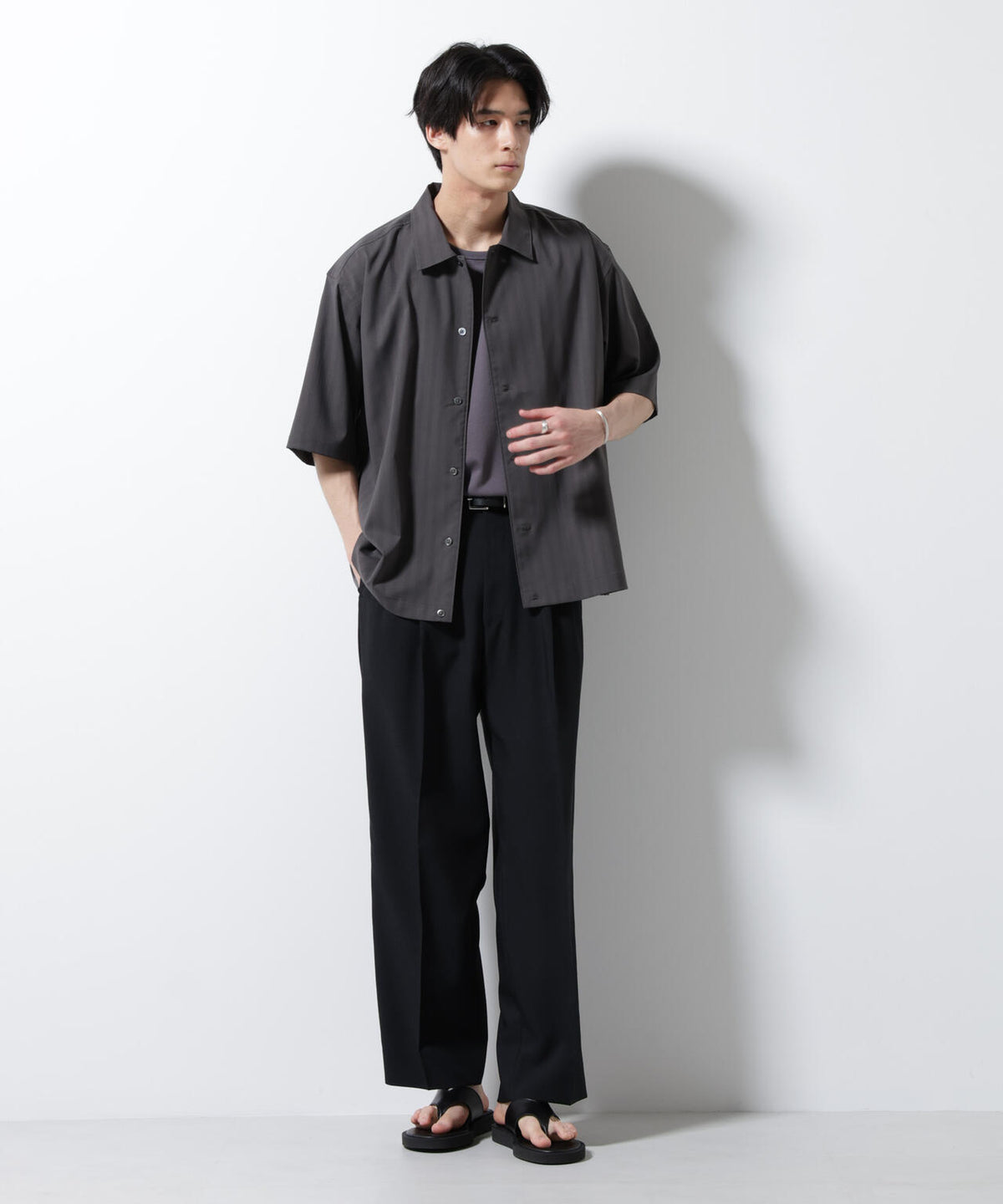シャドーストライプハーフスリーブシャツ