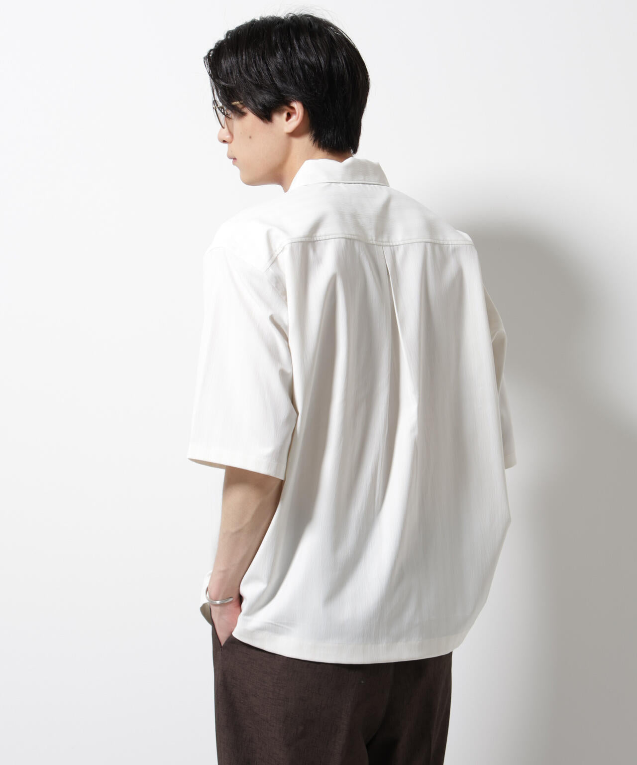 シャドーストライプハーフスリーブシャツ