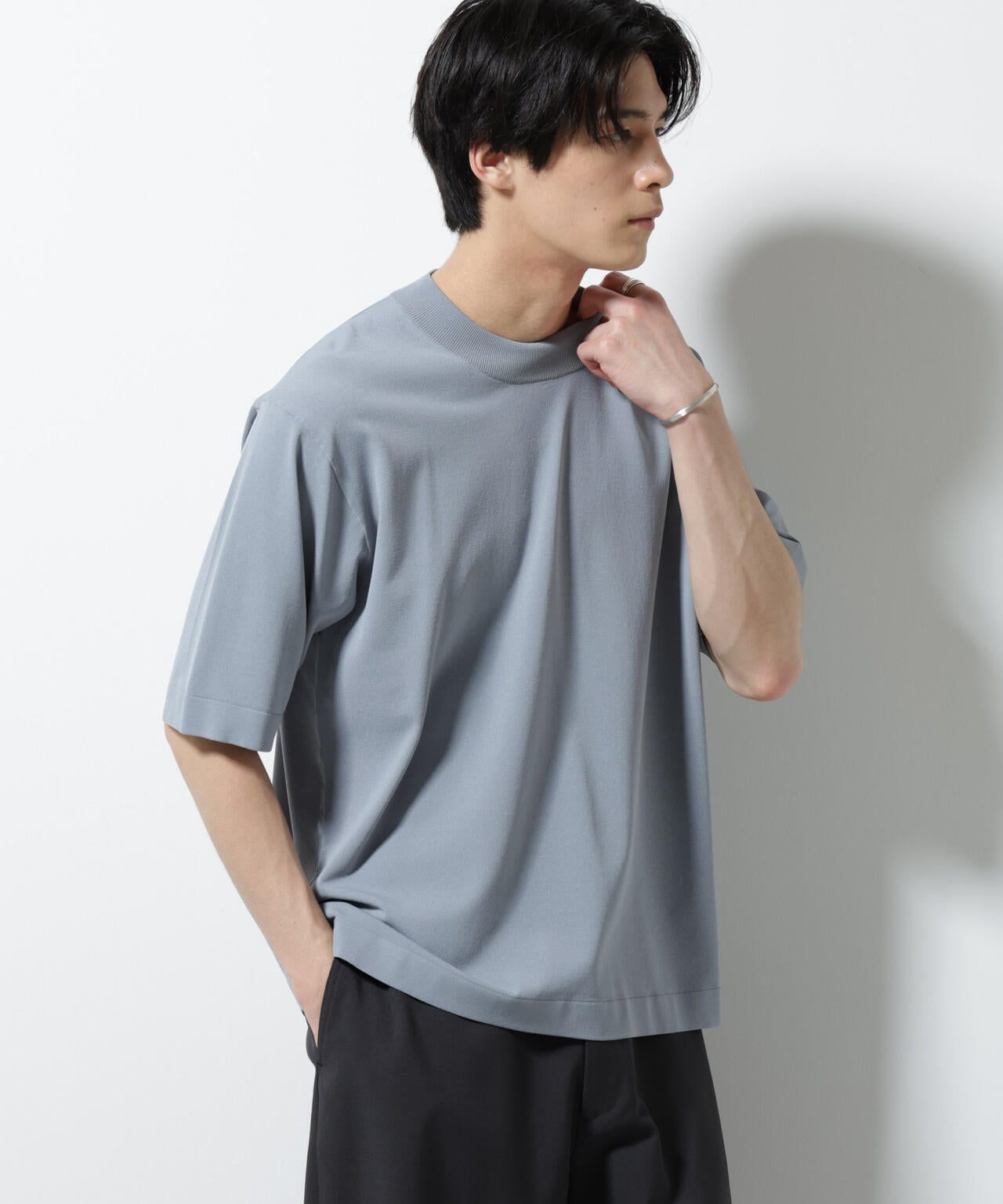 「ELITE 7 FUNCTION」モックネックニット