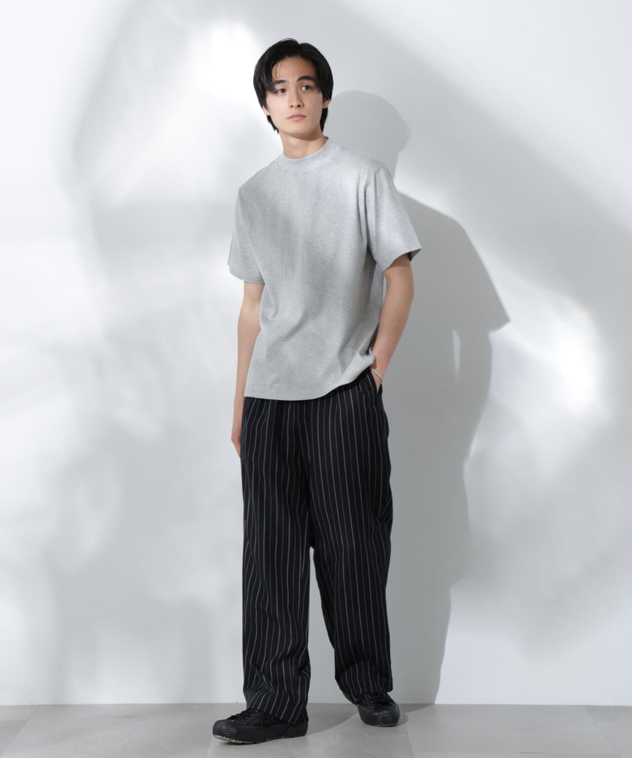 Anti Soaked(R) 汗染み防止 モックネックレギュラーシルエットTシャツ