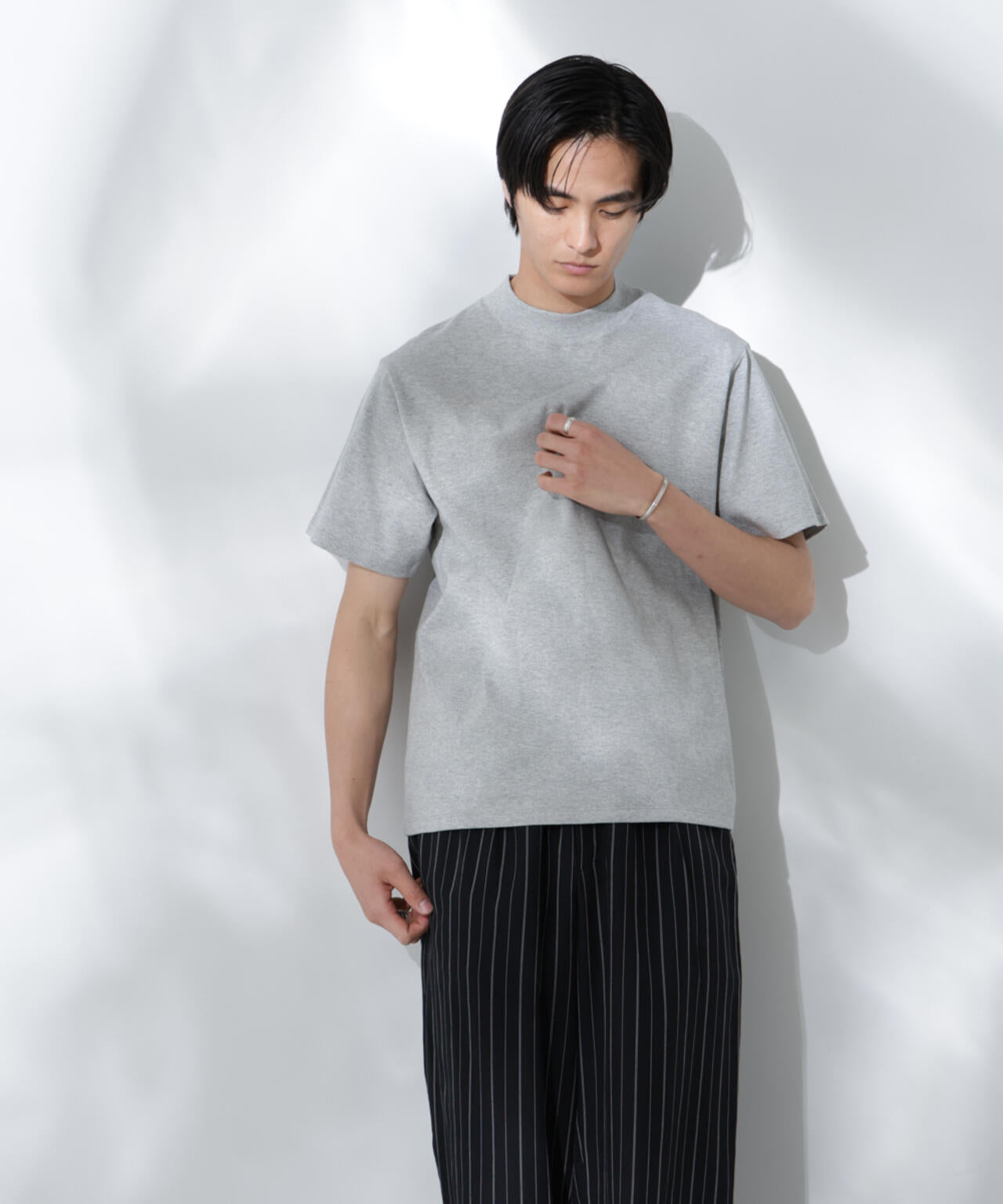 Anti Soaked(R) 汗染み防止 モックネックレギュラーシルエットTシャツ