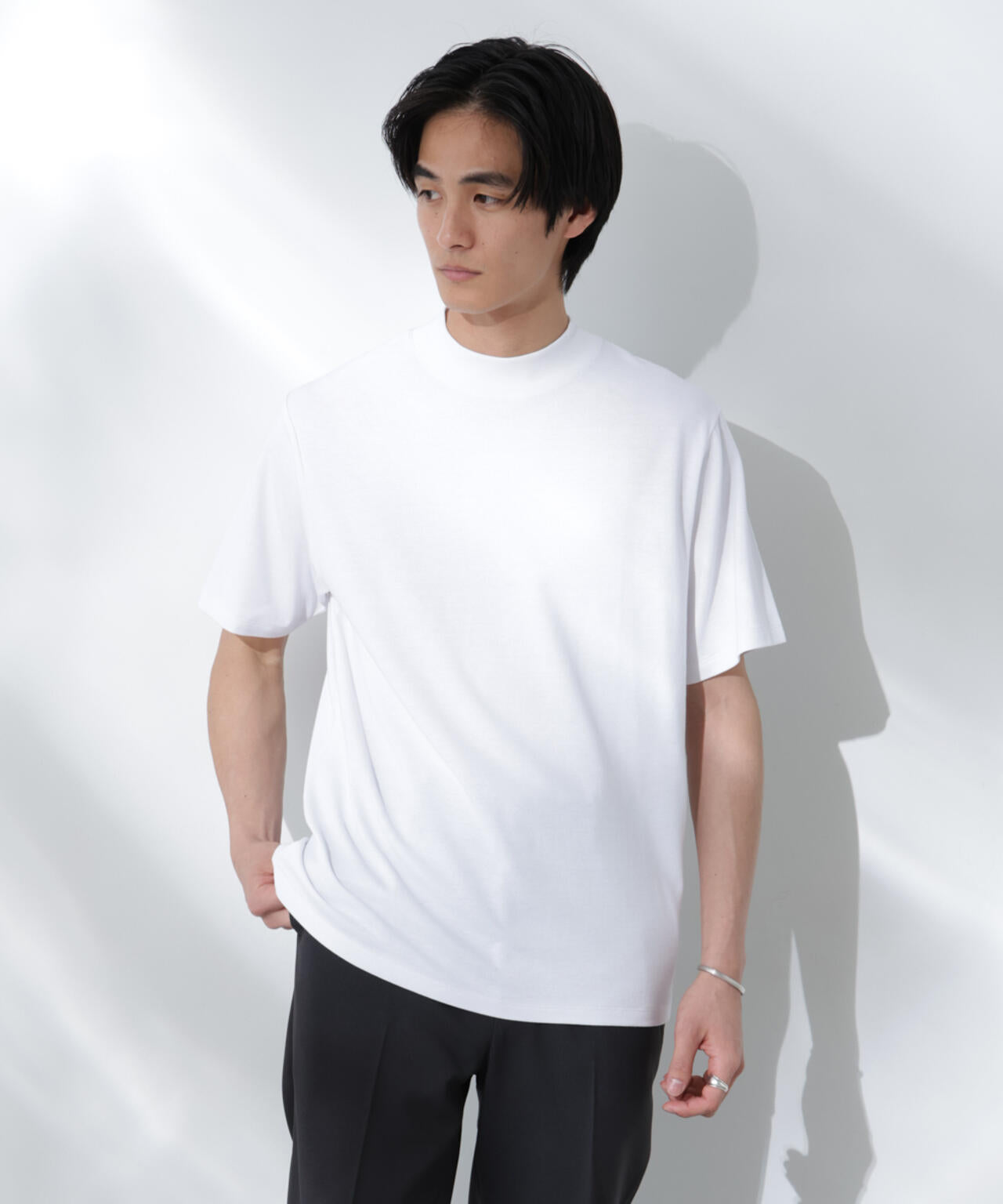 Anti Soaked(R) 汗染み防止 モックネックレギュラーシルエットTシャツ