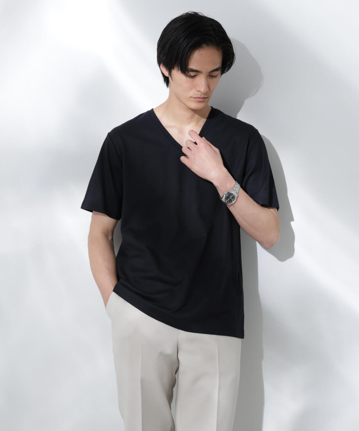 WEB限定/Anti Soaked(R) 汗染み防止 Vネック レギュラーシルエットTシャツ