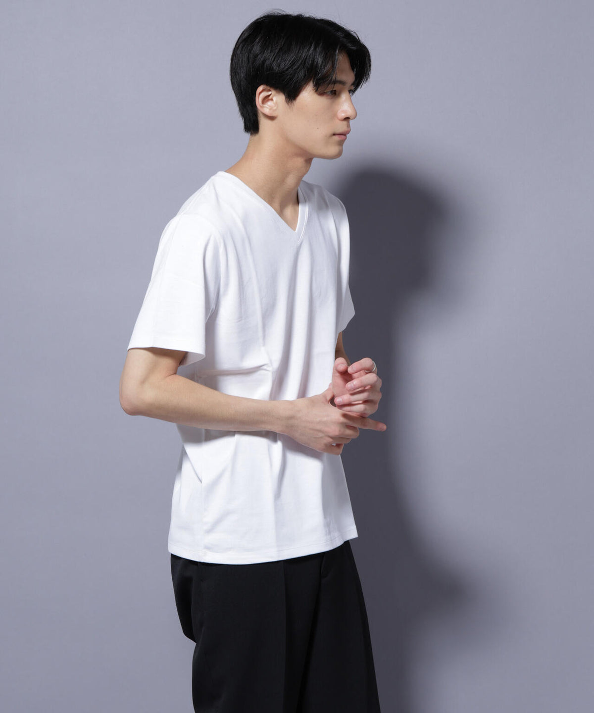 WEB限定/Anti Soaked(R) 汗染み防止 Vネック レギュラーシルエットTシャツ