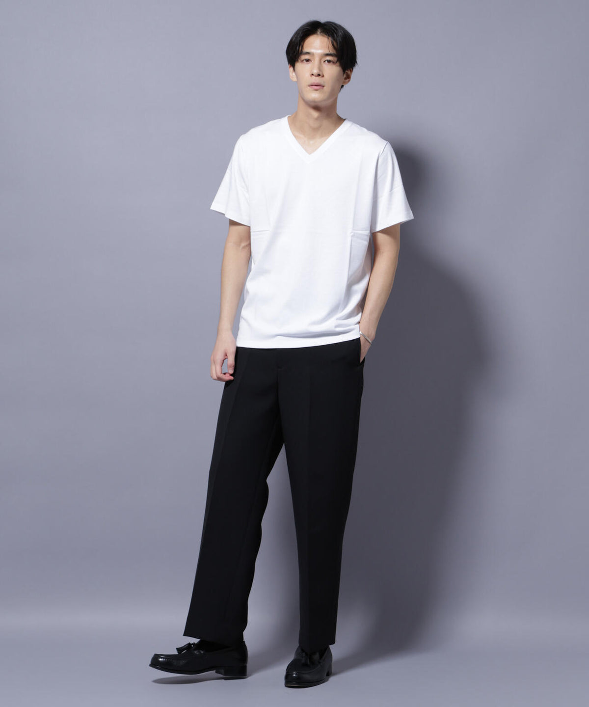 WEB限定/Anti Soaked(R) 汗染み防止 Vネック レギュラーシルエットTシャツ