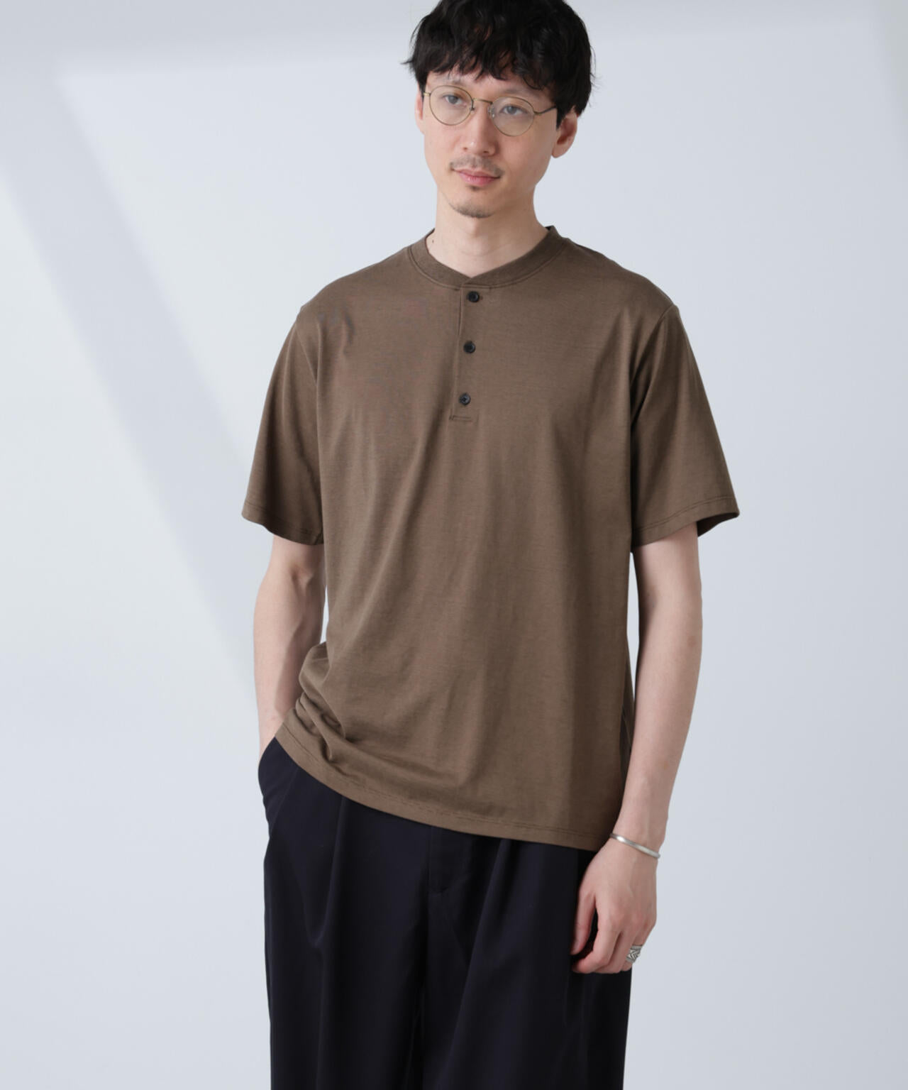 ソラーロライトストレッチヘンリーネックTシャツ(セットアップ可)
