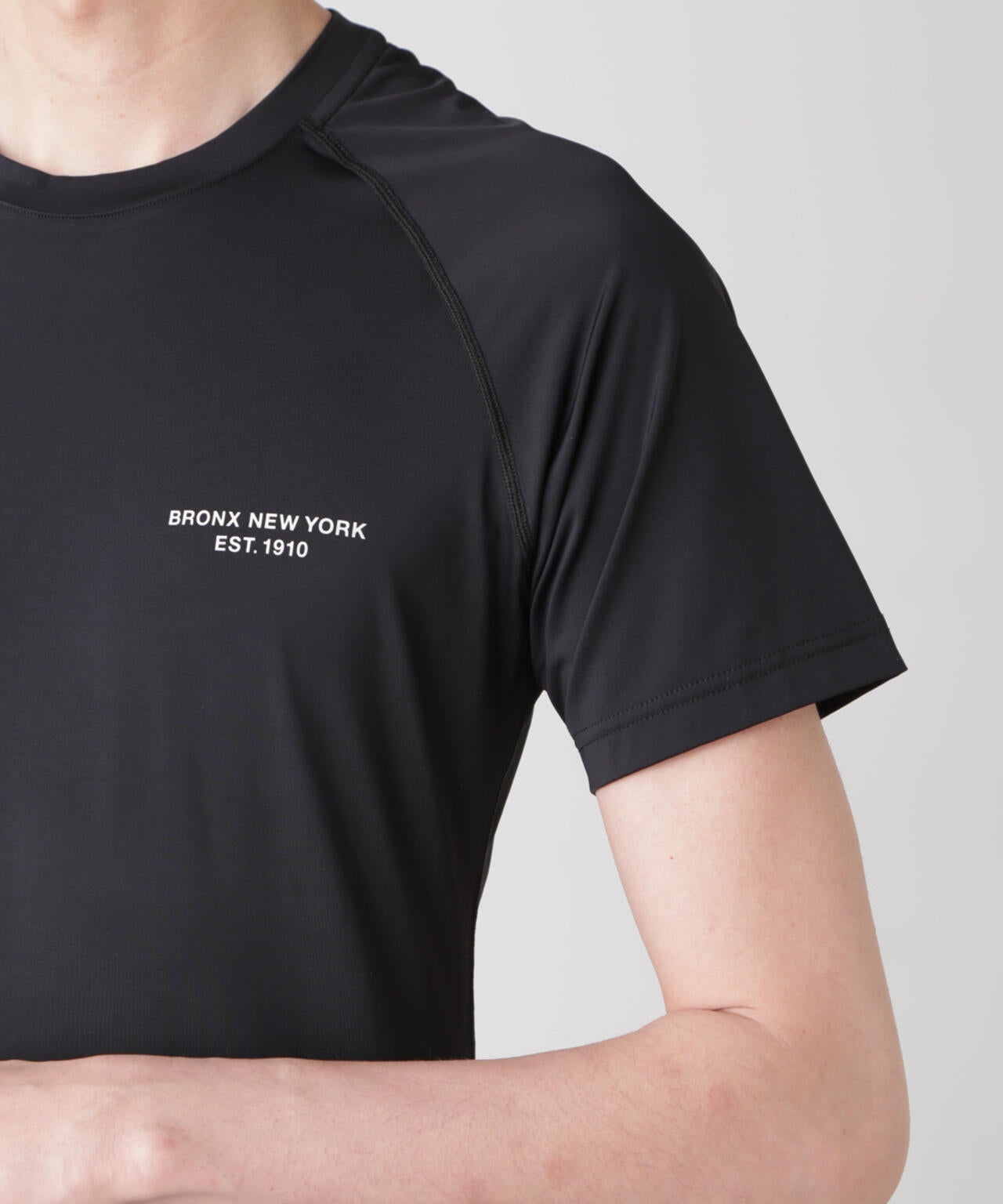 「EVERLAST」 ジャストフィット GYM Tシャツ