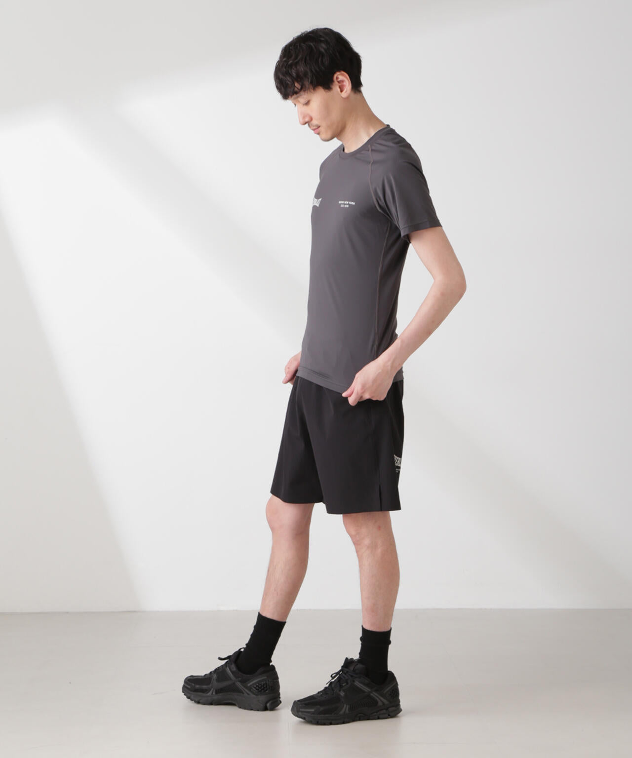 「EVERLAST」 ジャストフィット GYM Tシャツ