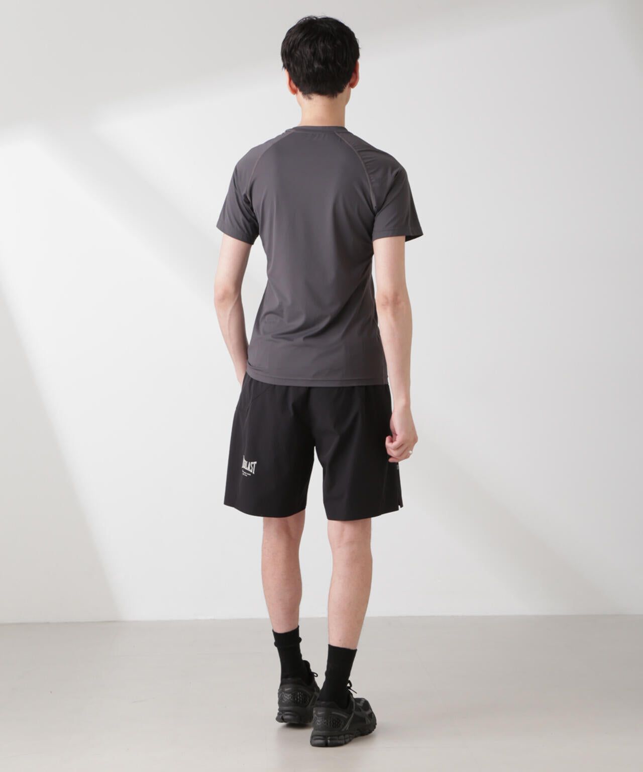 「EVERLAST」 ジャストフィット GYM Tシャツ