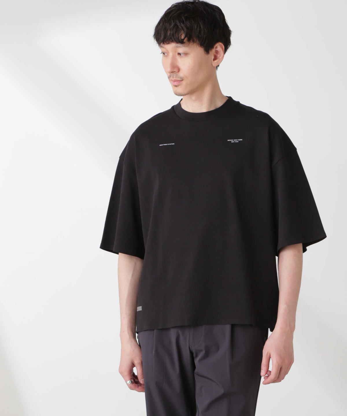「EVERLAST」 アンチスメル リラックスフィット プリントTシャツ