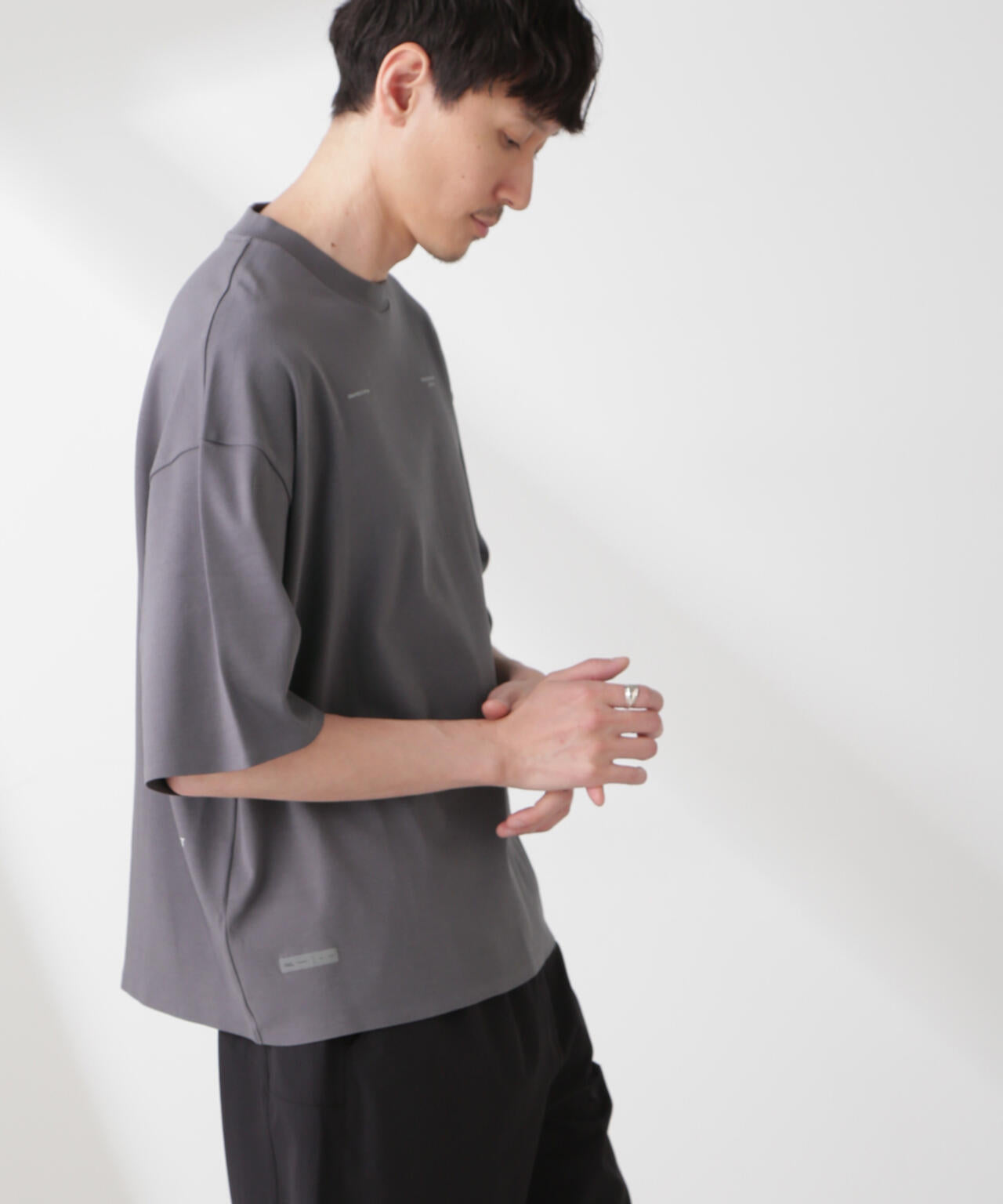 「EVERLAST」 アンチスメル リラックスフィット プリントTシャツ