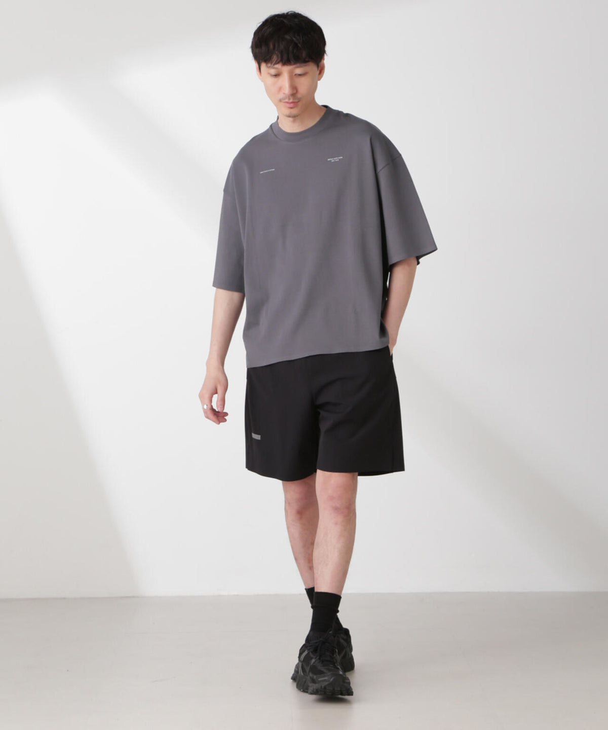 「EVERLAST」 アンチスメル リラックスフィット プリントTシャツ