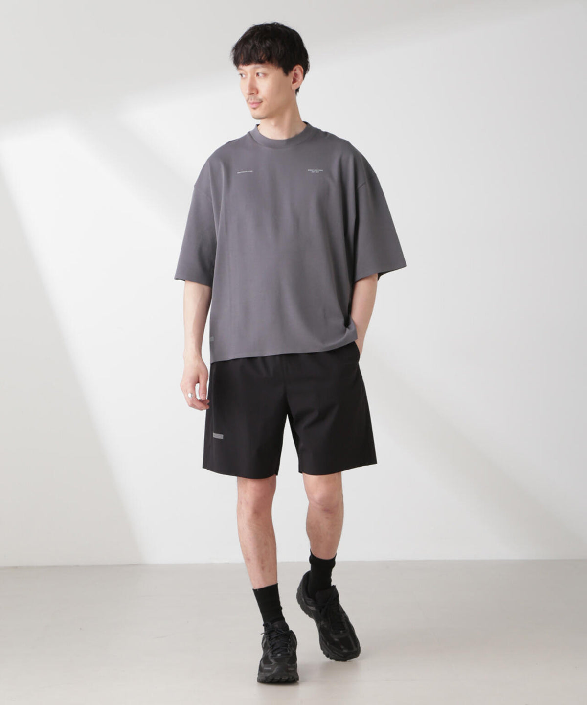 「EVERLAST」 アンチスメル リラックスフィット プリントTシャツ