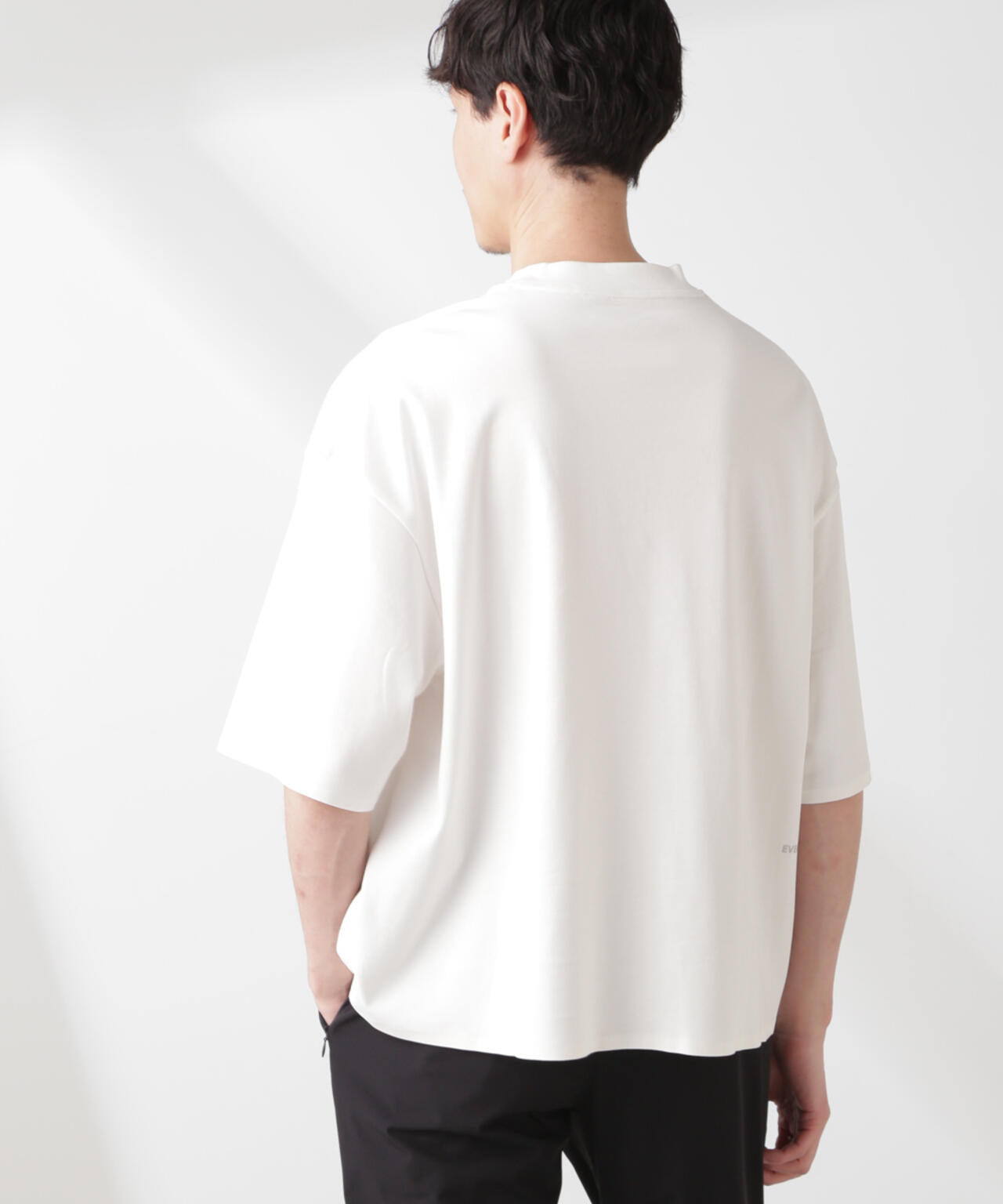 「EVERLAST」 アンチスメル リラックスフィット プリントTシャツ