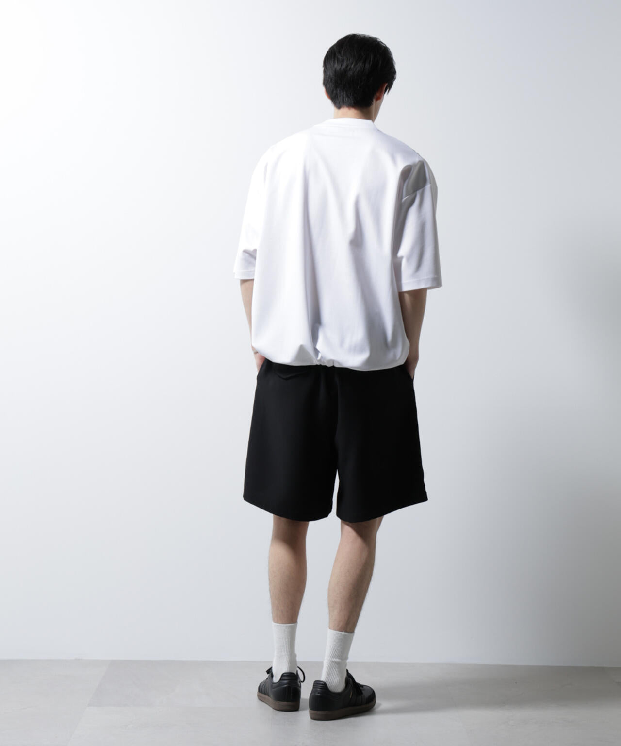 e4723183-27bb-5f67-b873-2452780aaeb6_Image