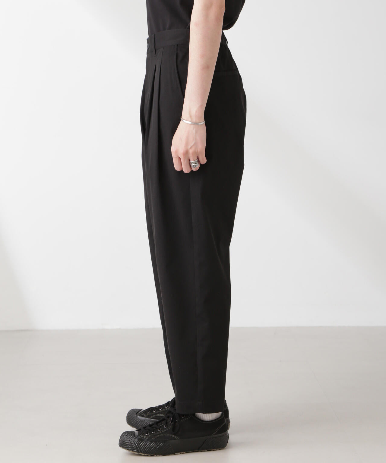 5f6f6888-27fa-5654-bbe7-d2806486c73f_Image