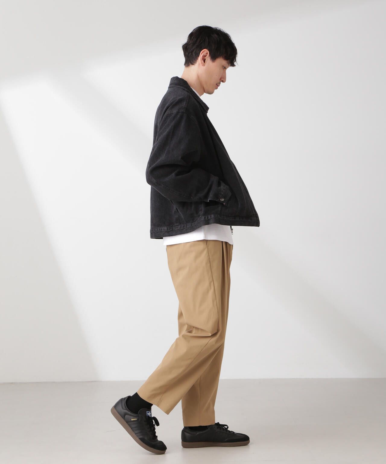 0f5229ab-fb25-5c86-a7e7-d105a2927919_Image