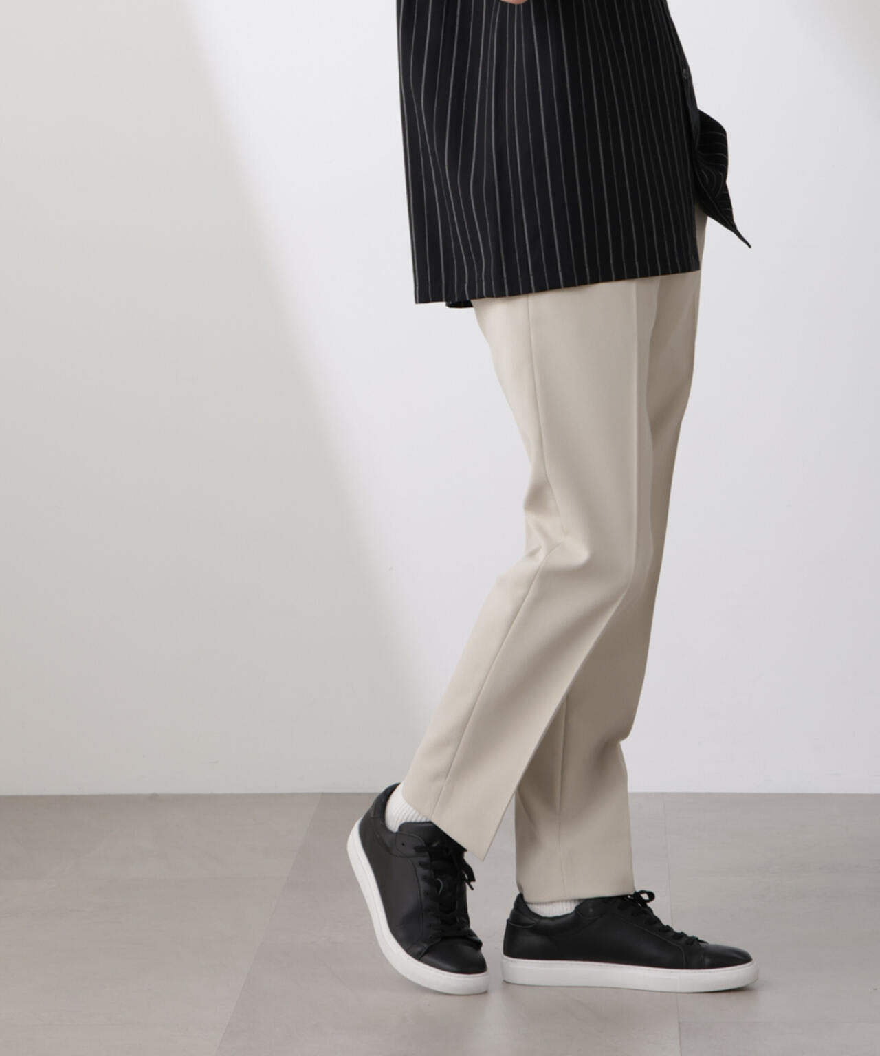 「SOIGNE」ECOPET(R)×AERO ツイルストレッチスラックス