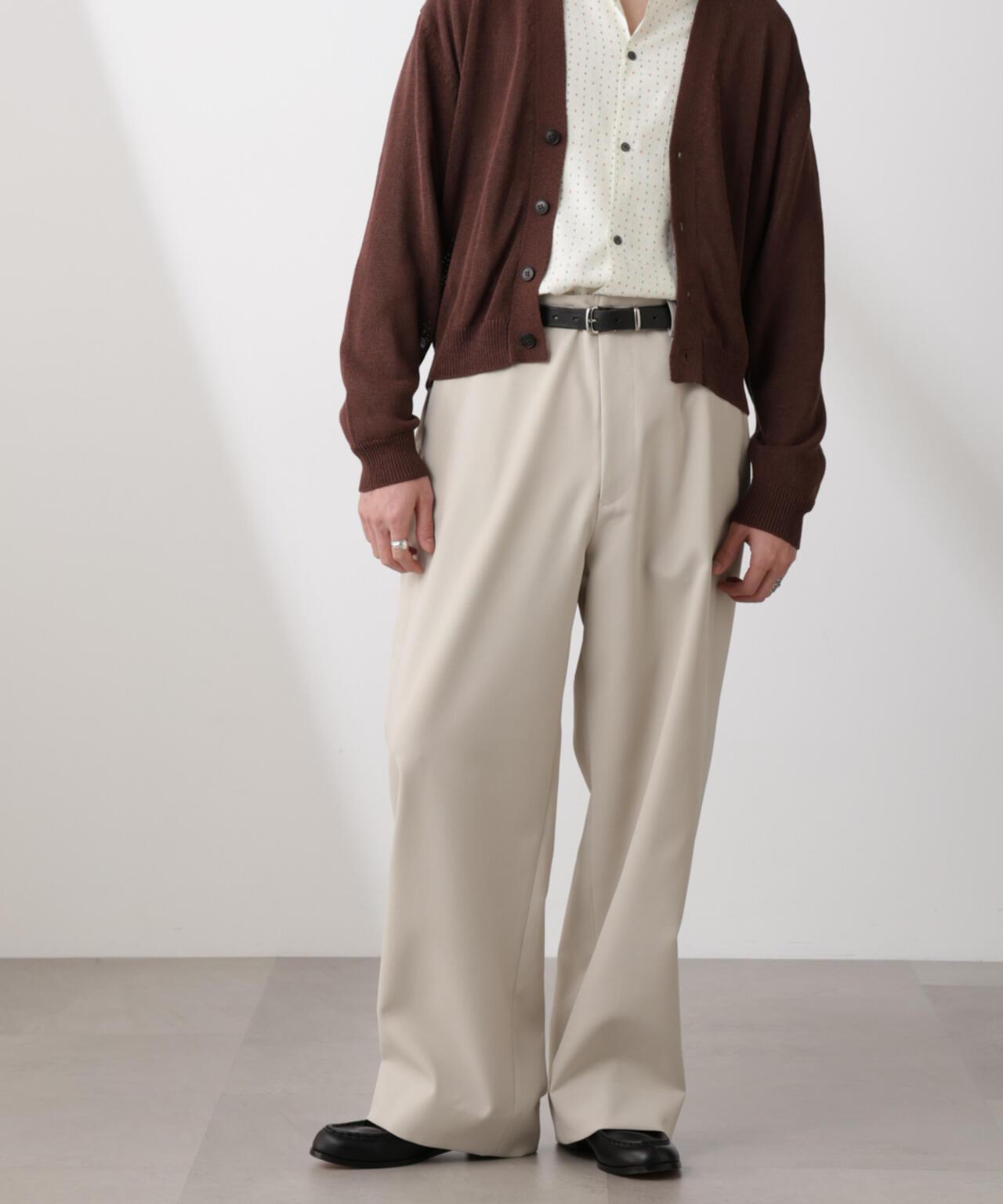 「SOIGNE」ECOPET(R)×AEROツイルストレッチチノスラックス
