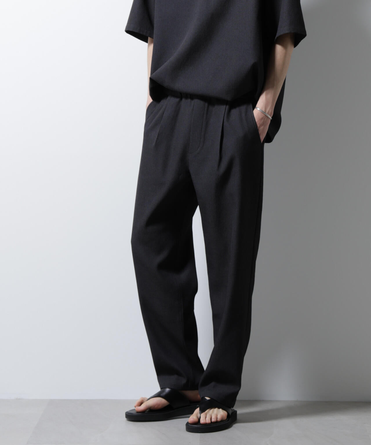 f834a7dc-c6b4-57e7-b983-75d990fd6bb4_Image