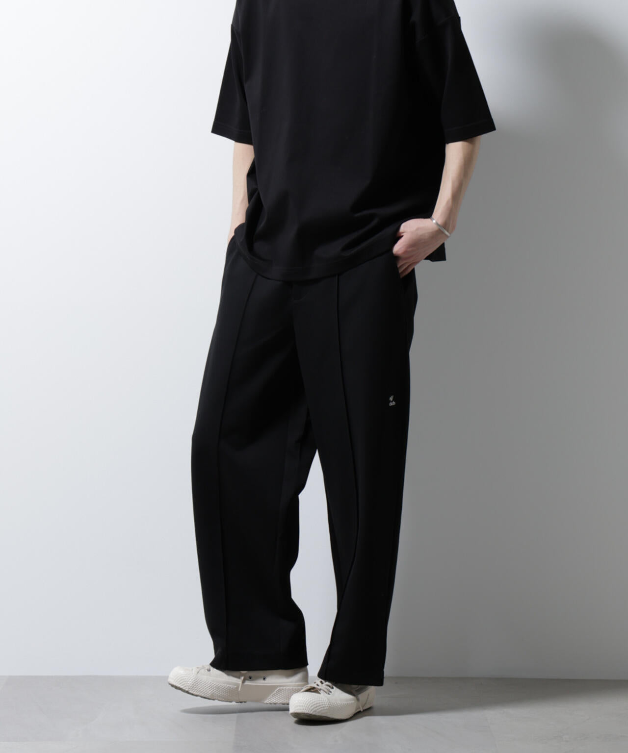 34548b86-d0a8-5422-a738-ec11a932d89a_Image