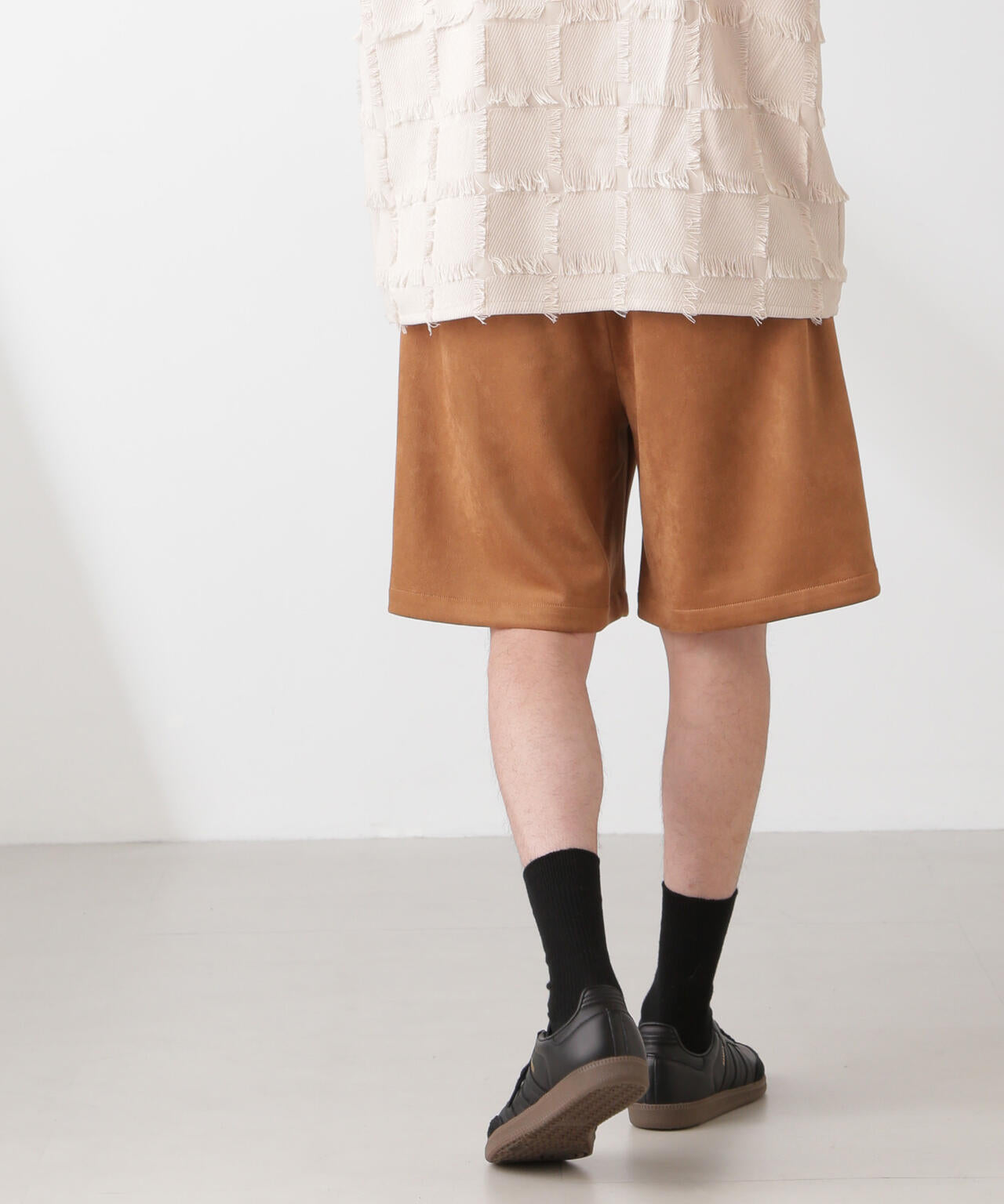 21b04bea-960f-56c5-bd4e-cb770b7385cd_Image