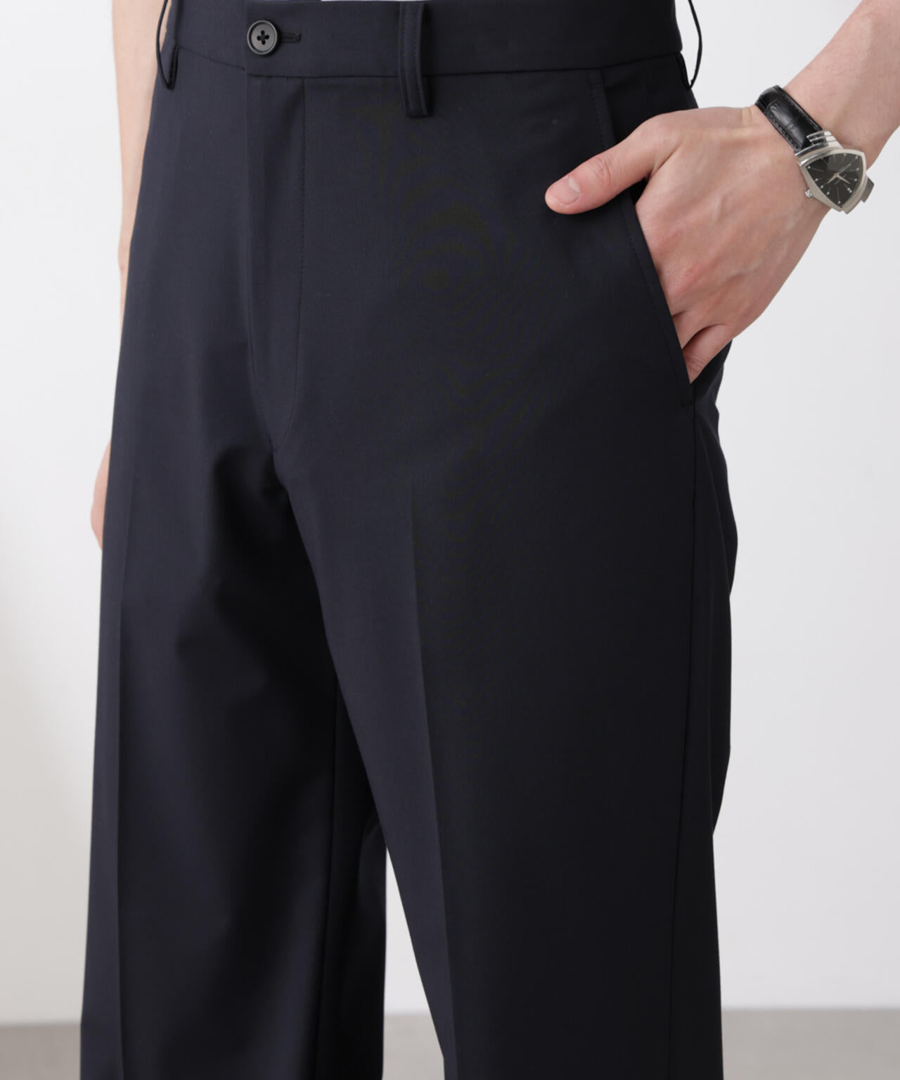 「N TROUSERS BASIC」トロピカルストレッチストレートパンツ(セットアップ可)