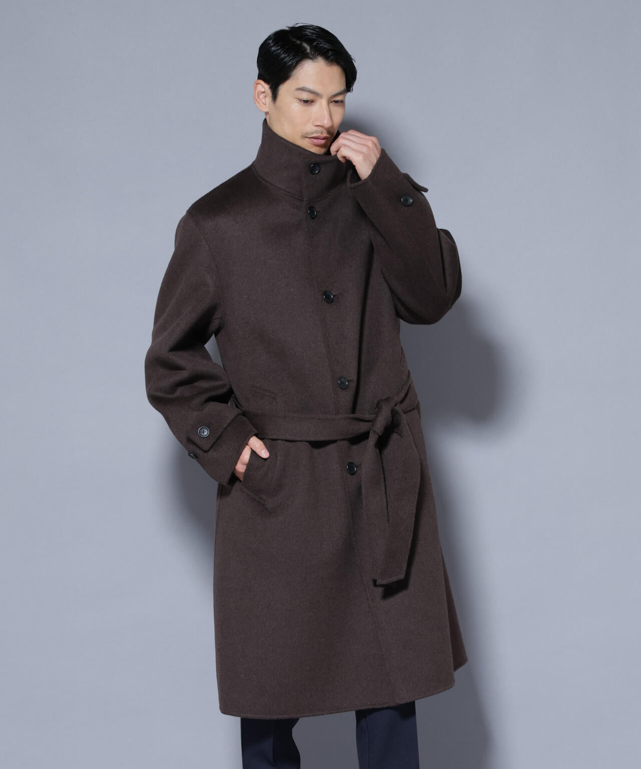 ウールリバースタンドベルテッドコート