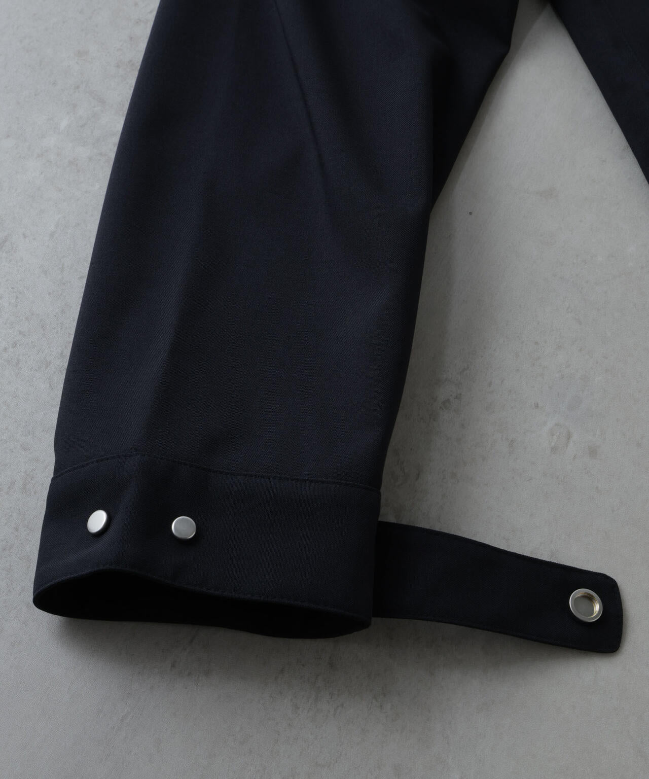 「RainComfortWear」ダントツ撥水透湿コーティング2WAYブルゾン