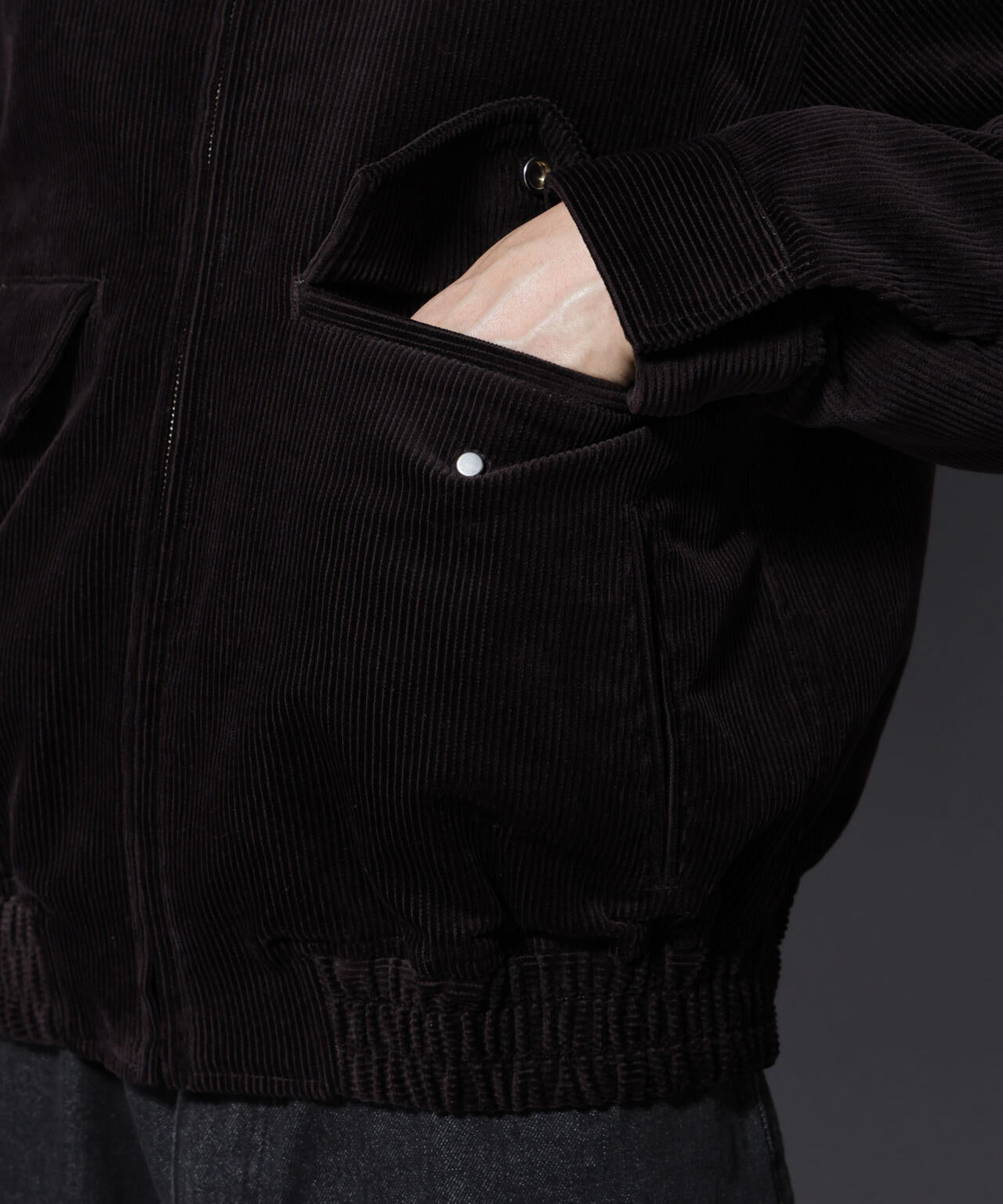 アタッチドカラー コットンコーデュロイブルゾン
