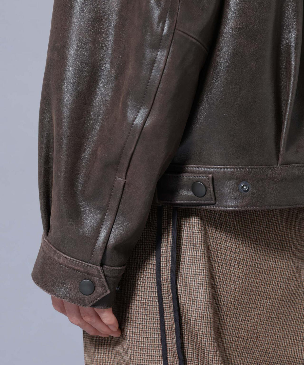 「ASSEMBLANC」 ディストレスシープバルーンボンバージャケット