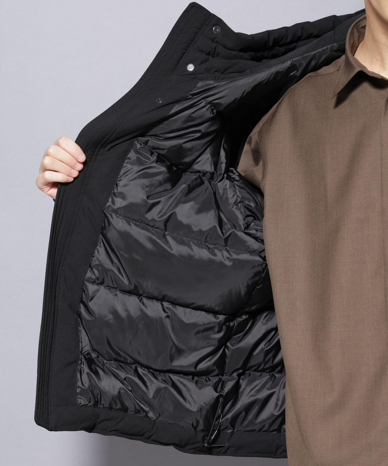 「西川ダウン(R)」SOLOTEXショートダウン